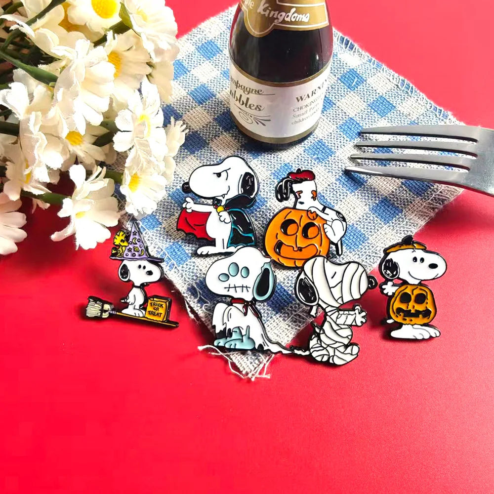 6Pcs/Set Snoopy Halloween Enamel Pins, Cute Cartoon Dog Brooches, Kawaii Lapel Pins for Backpacks Hats, Halloween Gifts for Fans
